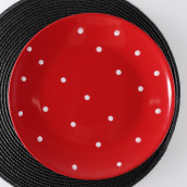 Тарелка Красный горох цвет: красный (27х27х3 см)