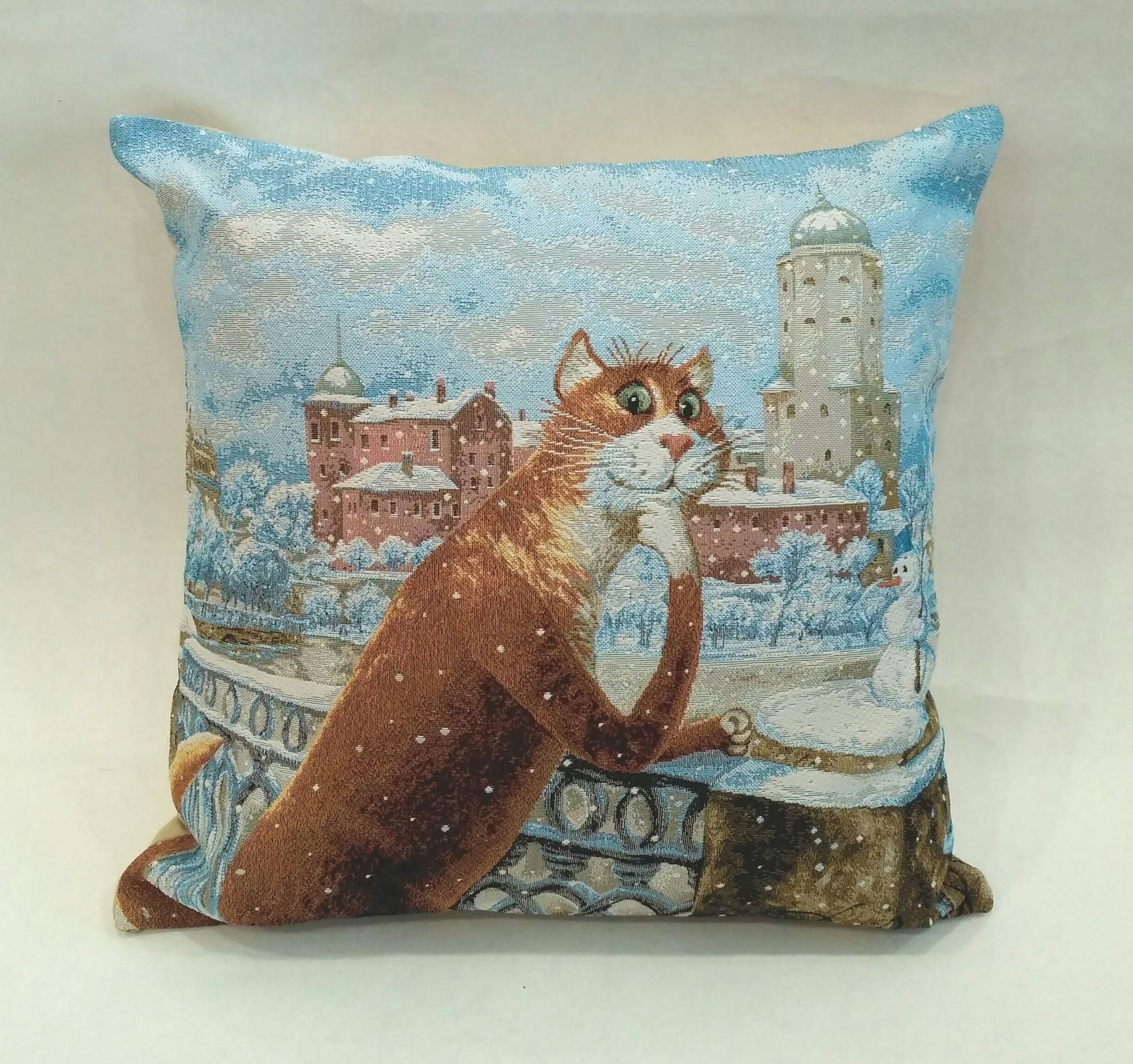 Питерские коты румянцева наволочки. Наволочка из гобелена с питером. Подушка питер. Наволочка спб. Питерские коты владимира румянцева наволочки.