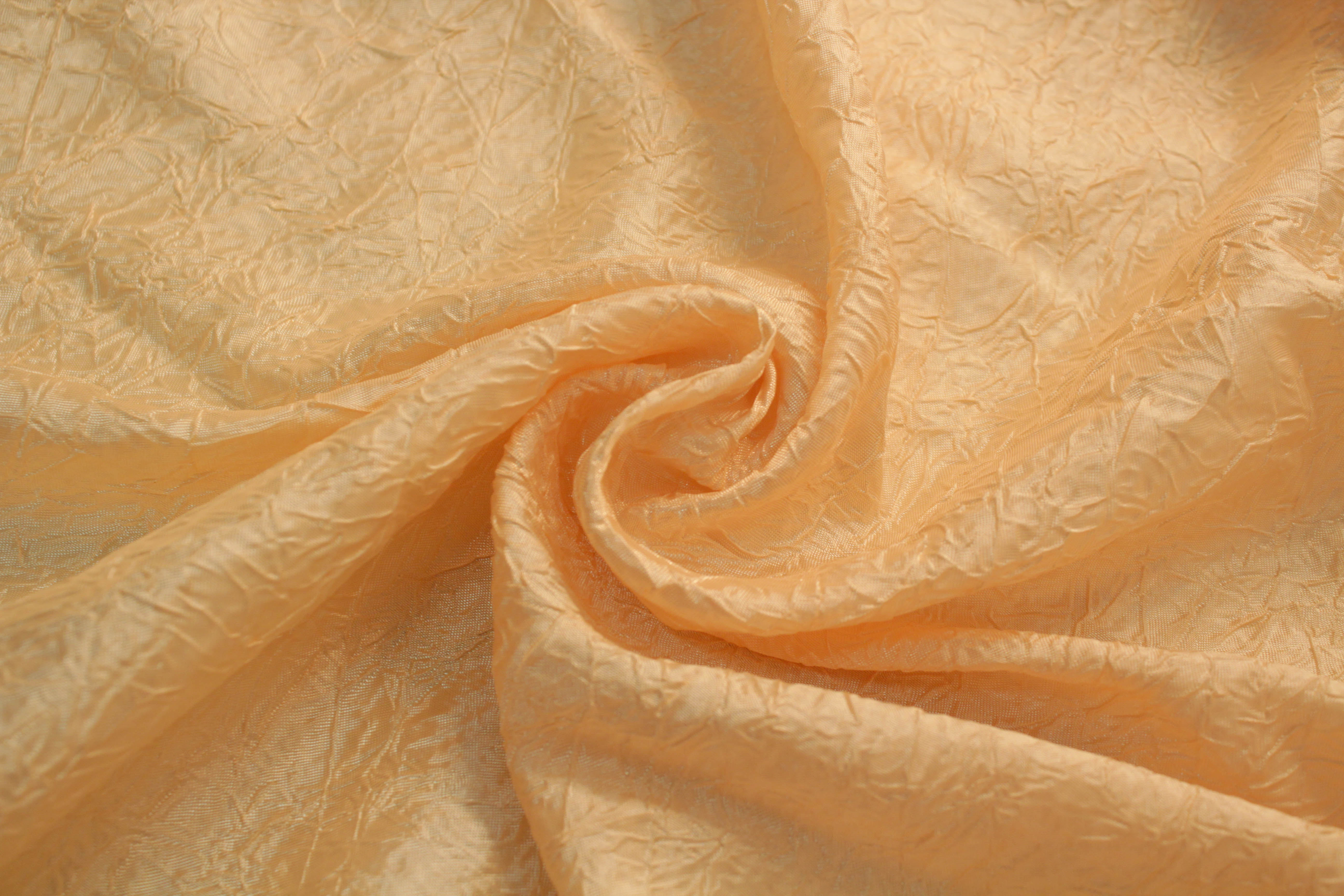Материал Тергалет Limbo, размер 25-35 м, цвет золотой