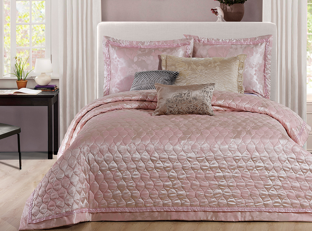 

Пледы и покрывала Tango