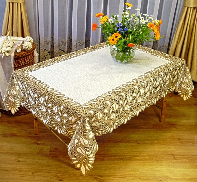 

Скатерти и салфетки Haft