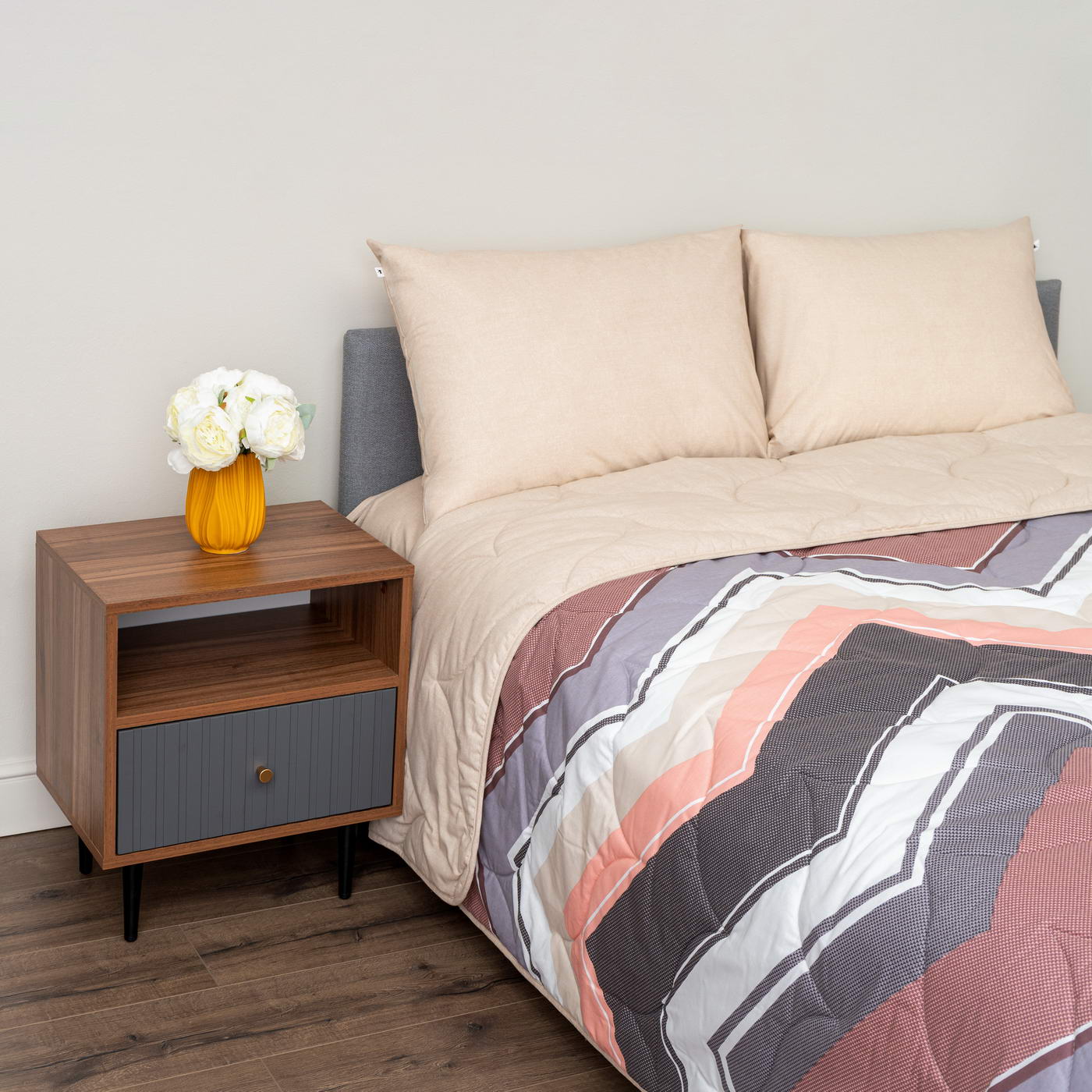 Постельное белье с одеялом-покрывалом Мелвин (семейное)