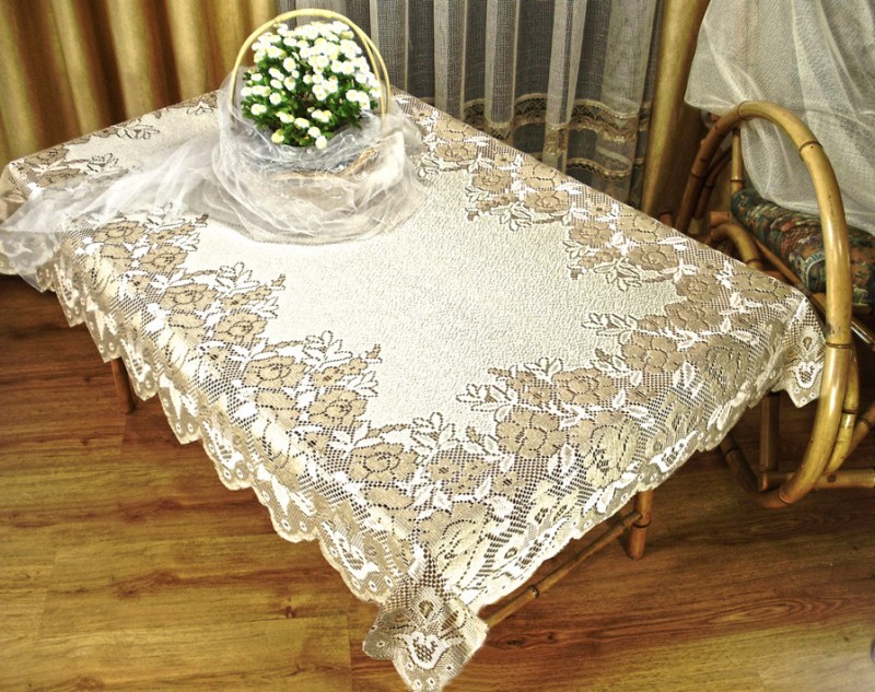 

Скатерти и салфетки Haft