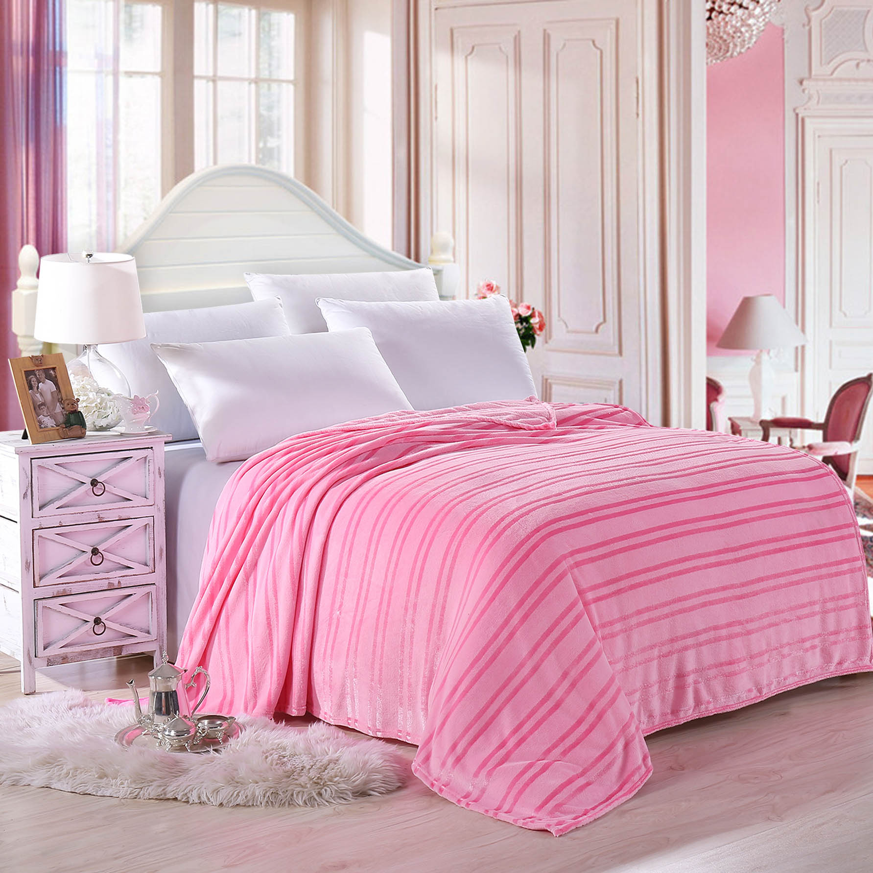 

Пледы и покрывала HONGDA TEXTILE