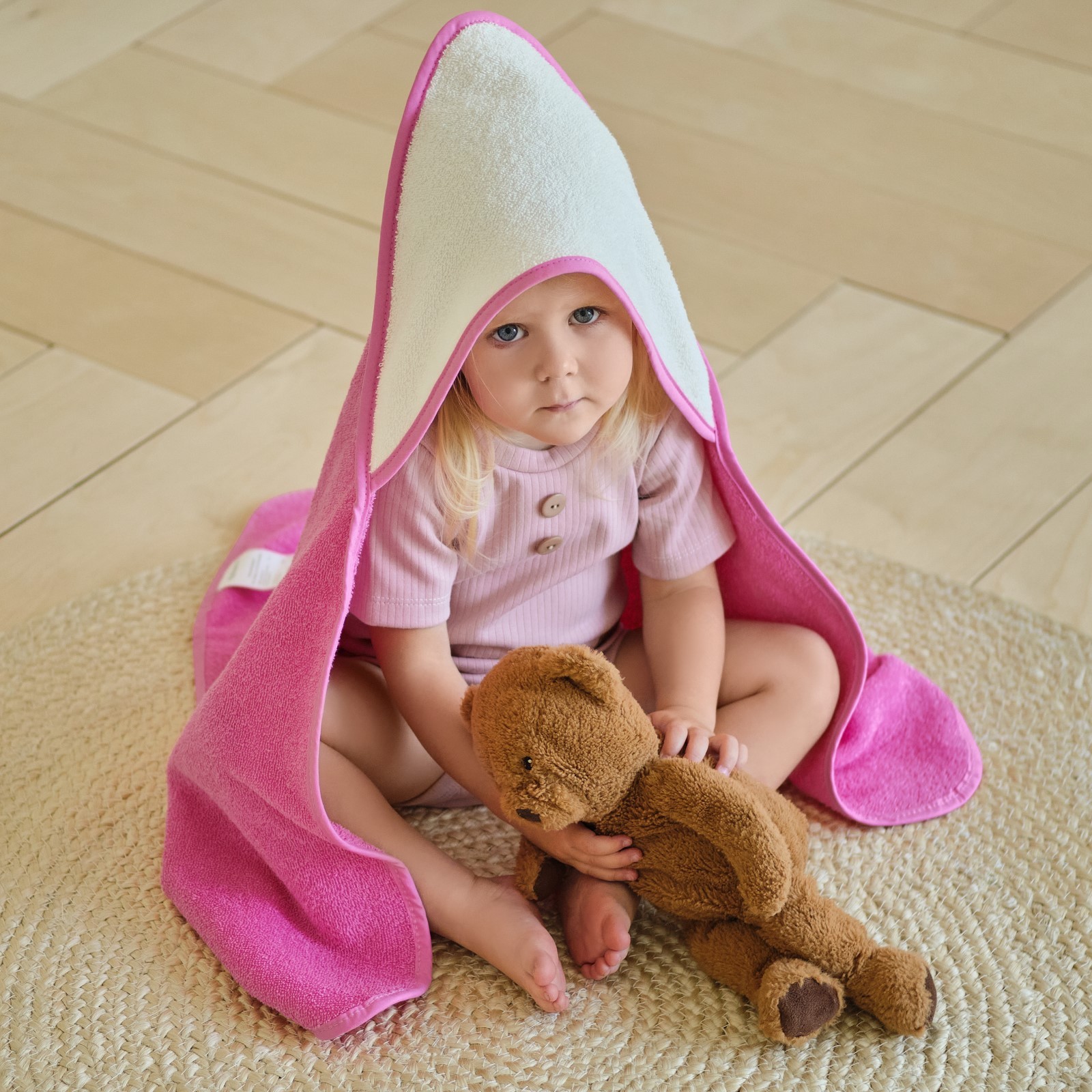 Детское полотенце Katrin цвет: молочный, розовый (75х75 см), размер 75х75 см