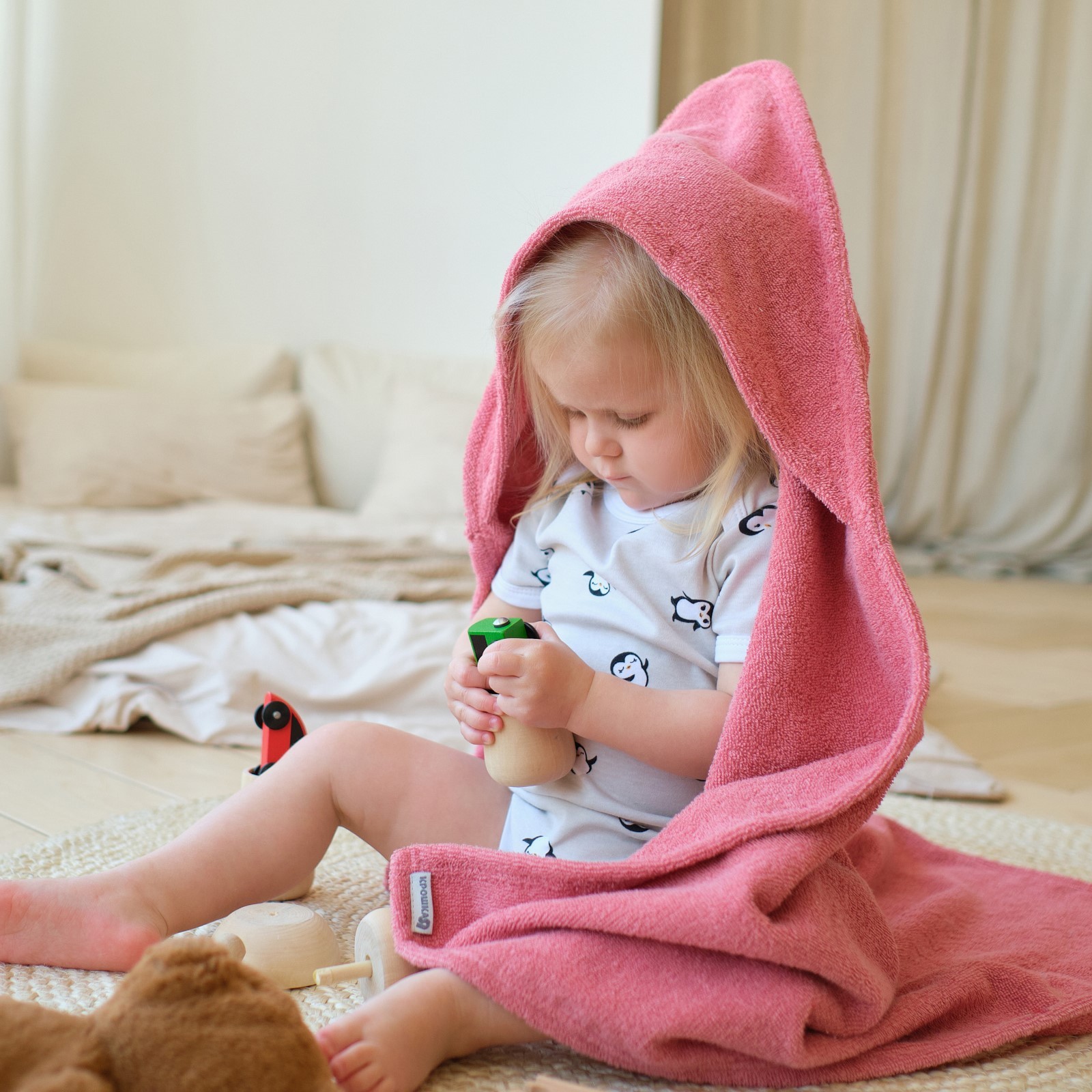 Детское полотенце Sherri цвет: пепельно-розовый (85х85 см), размер 85х85 см ros910595 Детское полотенце Sherri цвет: пепельно-розовый (85х85 см) - фото 1