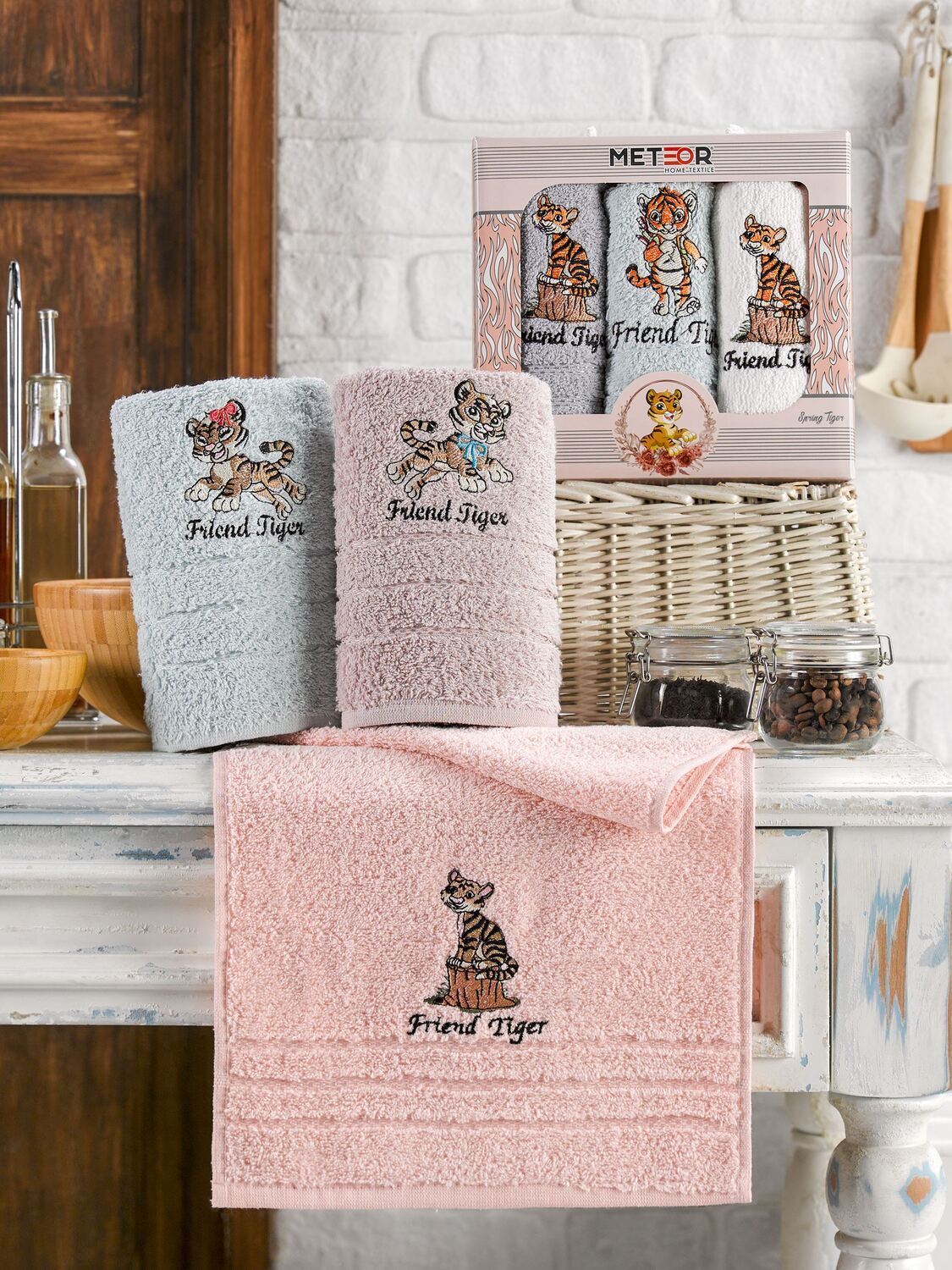 В короб. Полотенце метеор набор новогоднее. 40*60 (3 шт. В короб. Кухонные вафельные полотенца неделька meteor.