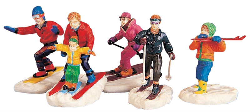 Набор фигурок Семейное катание на лыжах (23,5х5,8х3,3 см), размер 3х6х23 см opi412059 Набор фигурок Семейное катание на лыжах (23,5х5,8х3,3 см) - фото 1