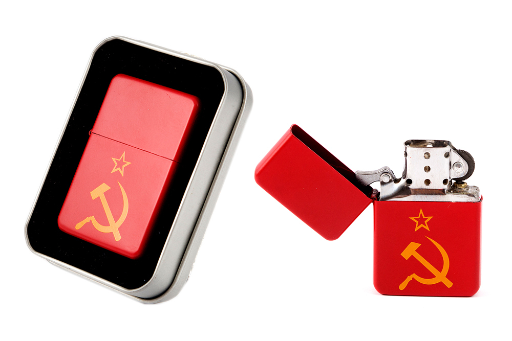 Zippo 28653 retro star. Зажигалка star 33484. Гравировка на зиппо. Зажигалка зиппо ретро. Бензиновая зажигалка zippo jeep.