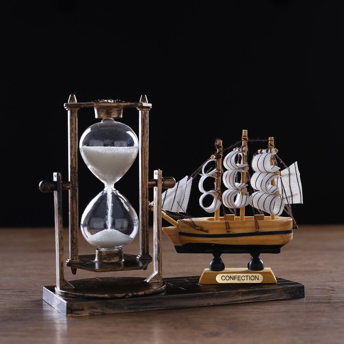 Часы Фрегат в ассортименте (16х8х14 см) Сима-Ленд sil918757