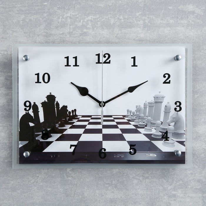 Часы Шахматная партия (39х27х5 см)