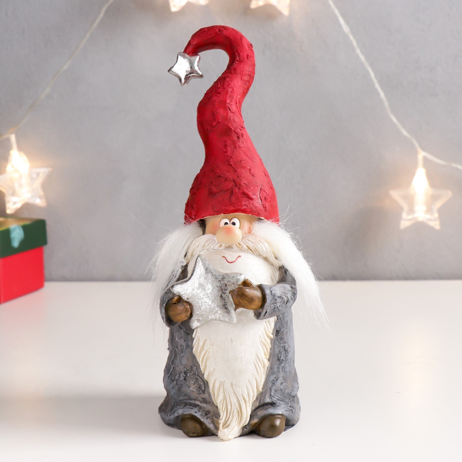 Сувенир Дедушка Мороз в красном колпаке с звёздочкой (22х7х8 см)
