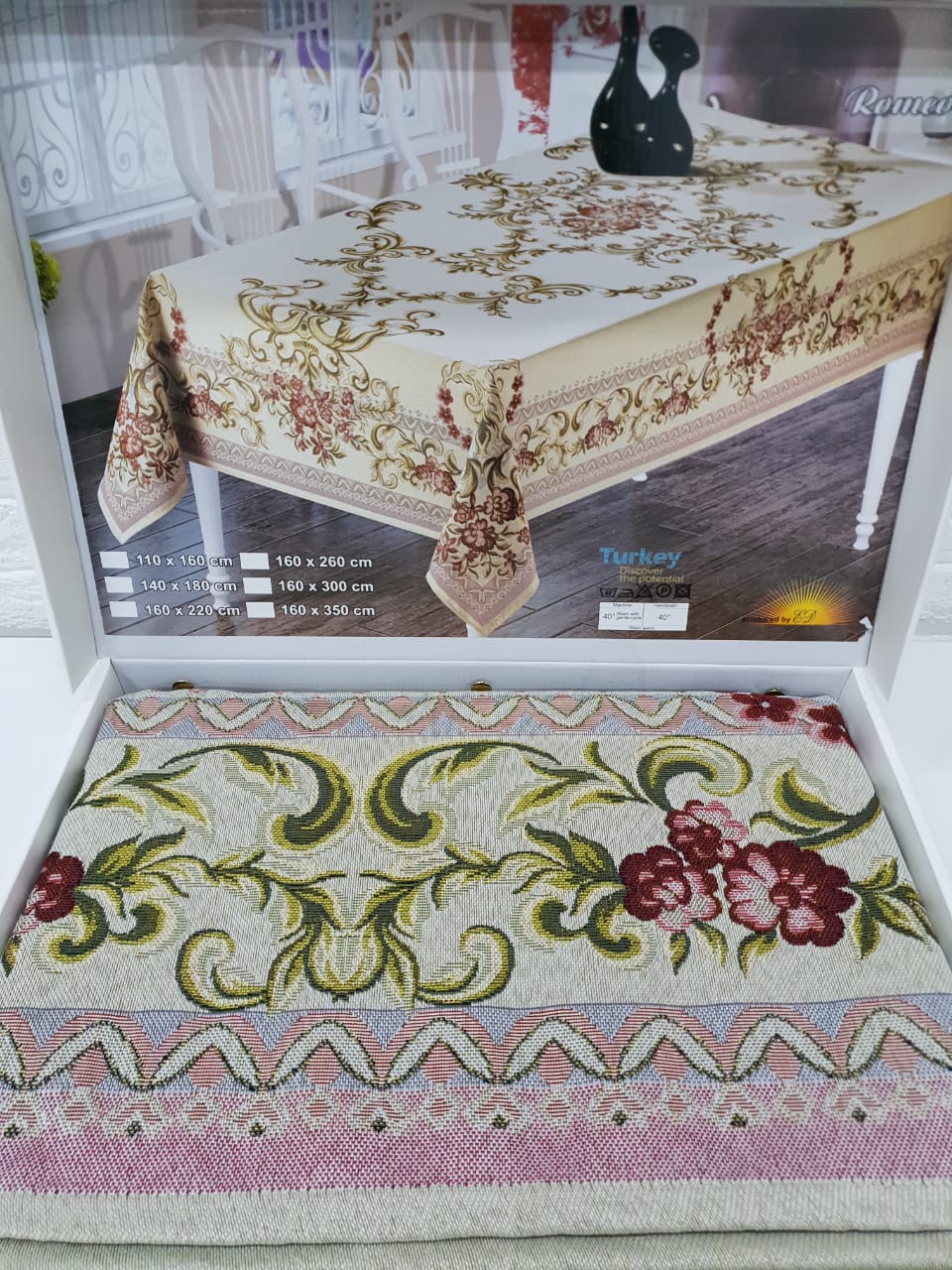 

Скатерти и салфетки Maison Royale