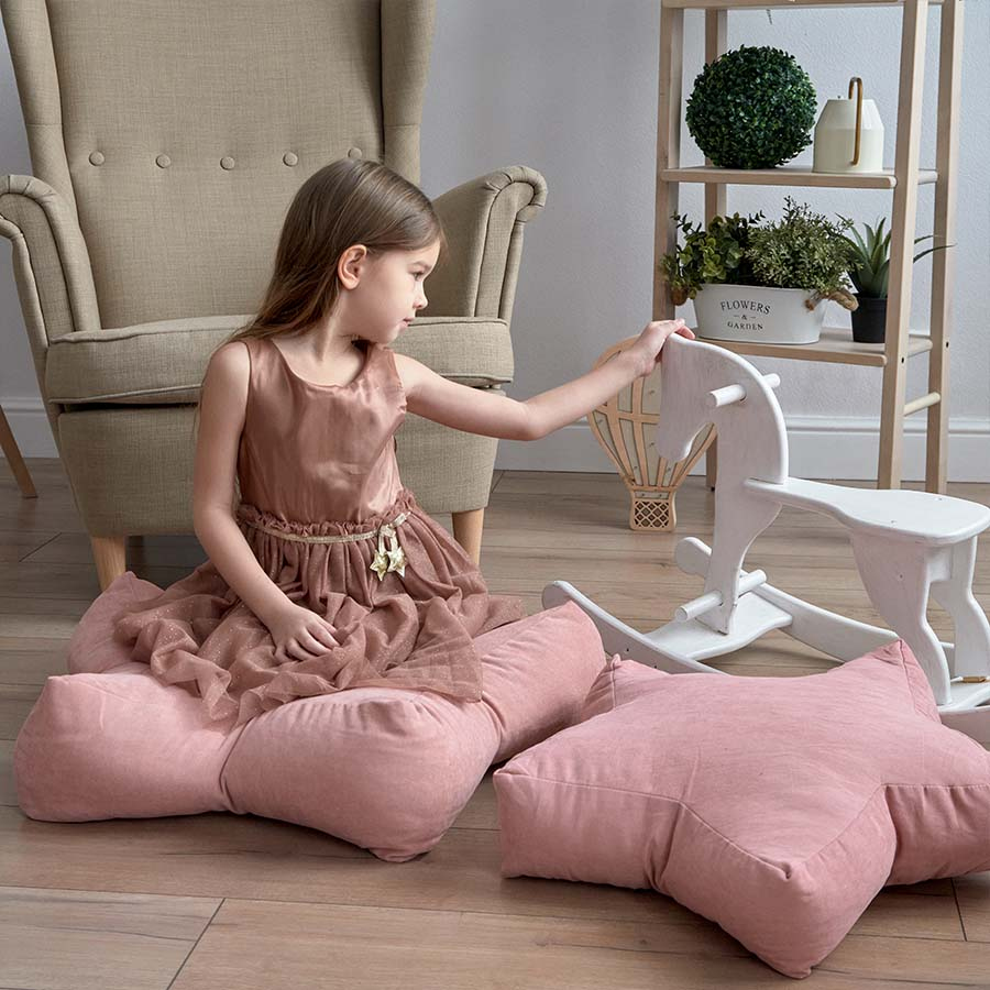 Декоративная подушка-игрушка Старс цвет: светло-розовый (65х65х20)