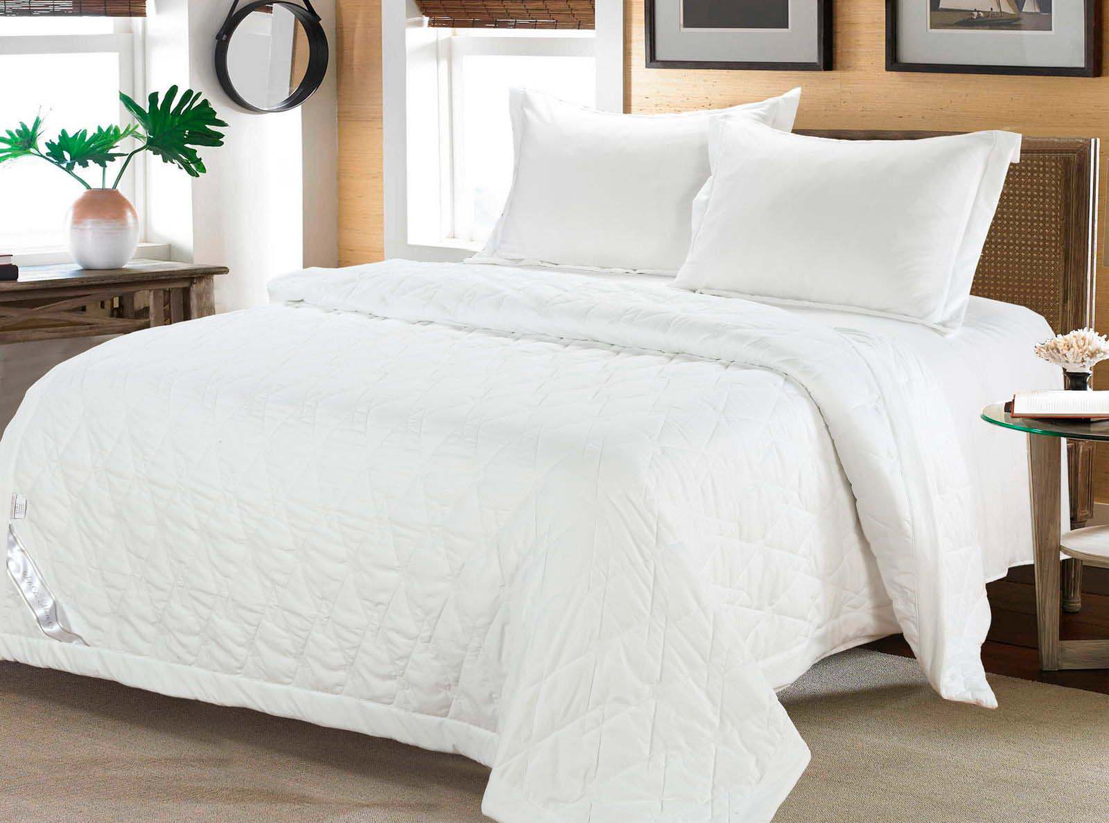 Постельное белье с одеялом Камелия Цвет: Белый (1,5 спал.), размер 50х70 (1 шт) sofi702935 Постельное белье с одеялом Камелия Цвет: Белый (1,5 спал.) - фото 1