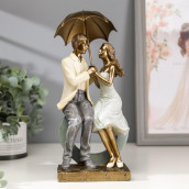 Сувенир Посиделки влюбленных под зонтом (26х10х12 см)