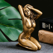 Фигурка Девушка на коленях цвет: золотой (10х6х15 см)