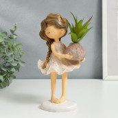 Сувенир Малышка с косой, с растением в вазе (11х9х21 см)