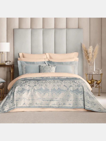 Покрывало Мадалина (260х260 см)