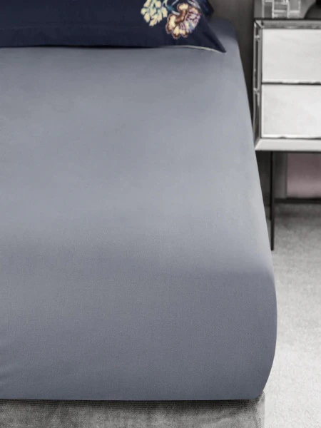 Простыня на резинке Ортис