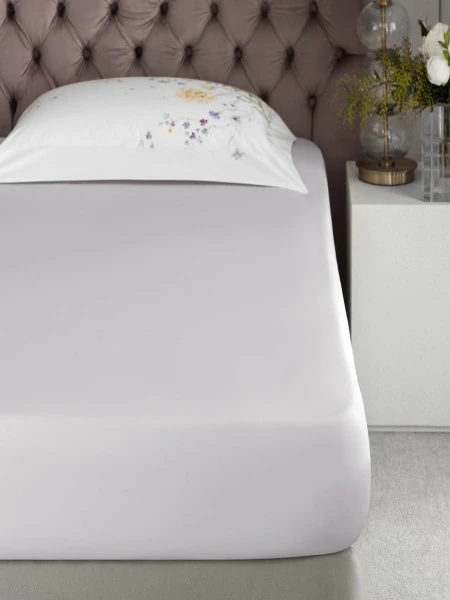 Простыня на резинке Флер