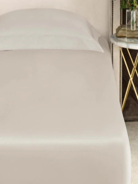 Простыня на резинке Сенса