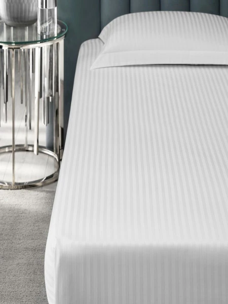 Простыня на резинке Ларье