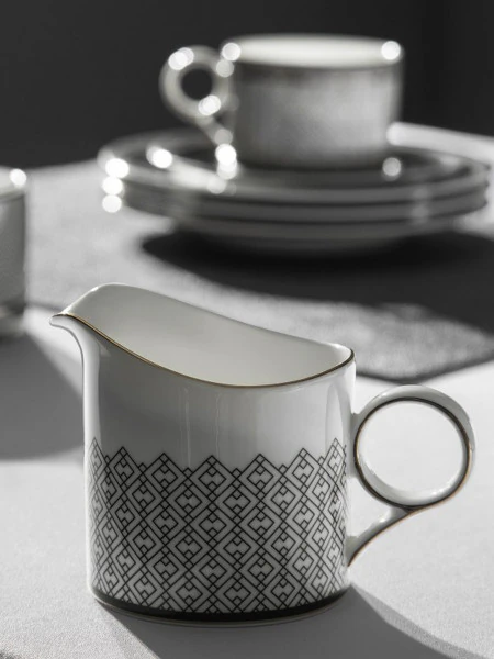 Молочник Люссон (250 мл)