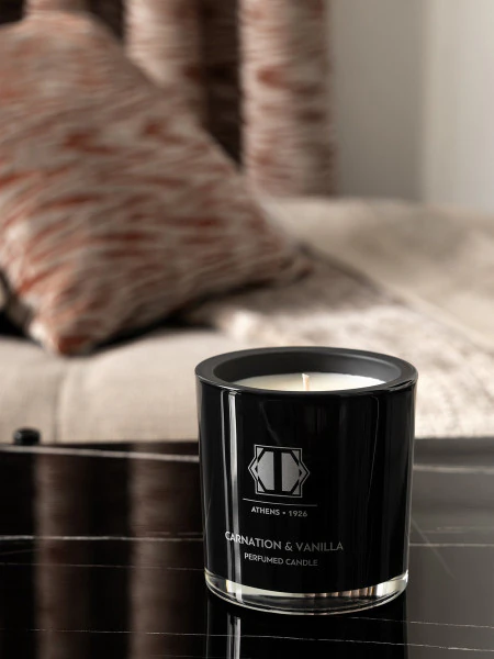 Свеча парфюмированная Гвоздика и ваниль (330 г)