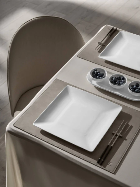 Тарелка обеденная Неа (27х27 см)