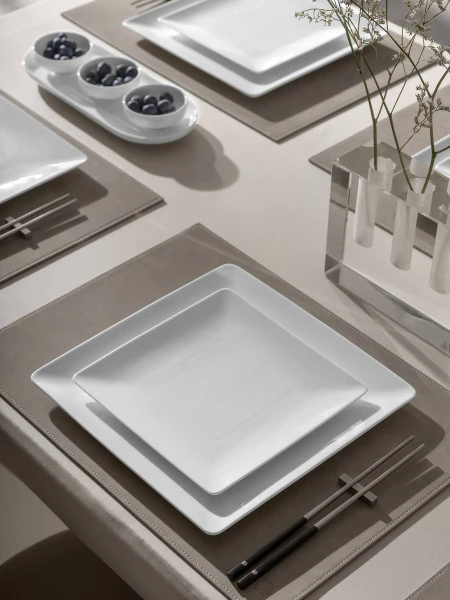 Тарелка десертная Неа (23х23 см)