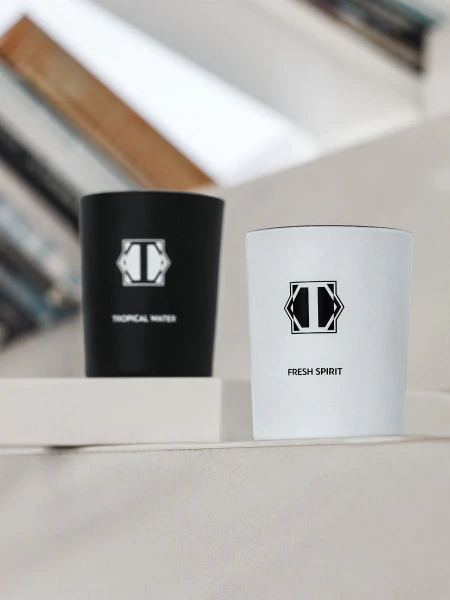 Набор ароматических свечей Легкое дуновение и тропическая вода (130 мл - 2 шт)