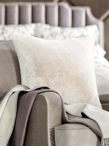 Декоративная подушка Амара (45х45)