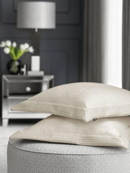 Декоративная подушка Доней (45х45)