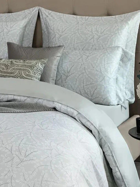 Простыня на резинке Ловенталь