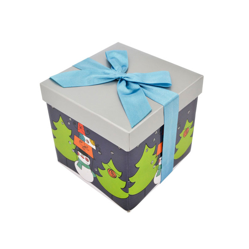 

{} Коробка подарочная Новый Год (12х12х12 см)