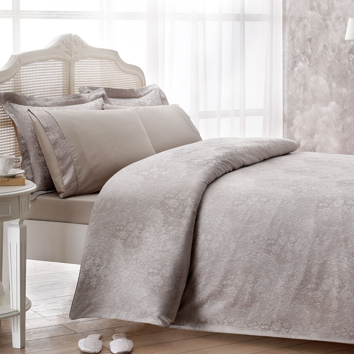 Комплекты постельного белья  Tivolyo home