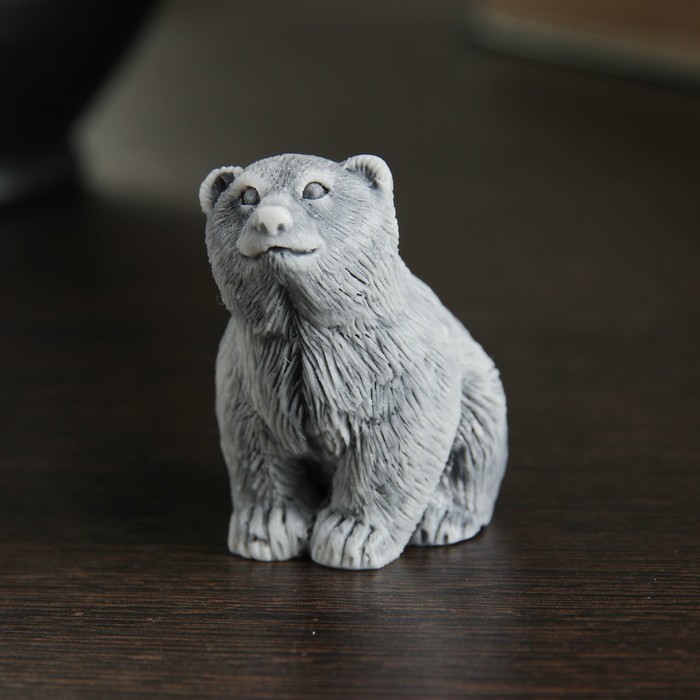 Статуэтка Медвежонок сидит (5 см) Сувениры из мраморной крошки