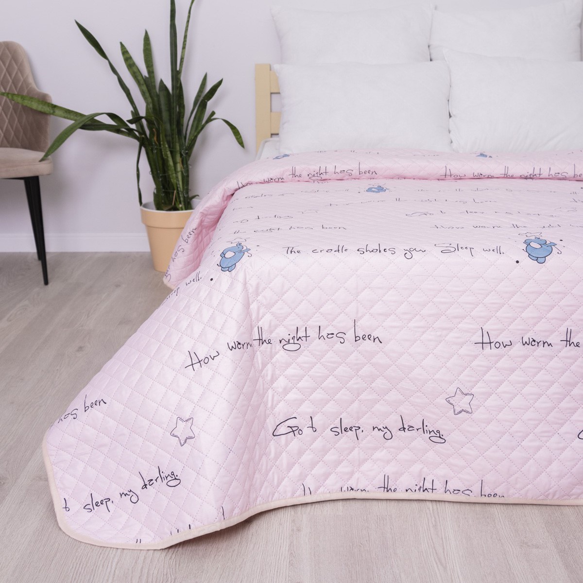Покрывала, подушки, одеяла для малышей ТМ Вселенная текстиля