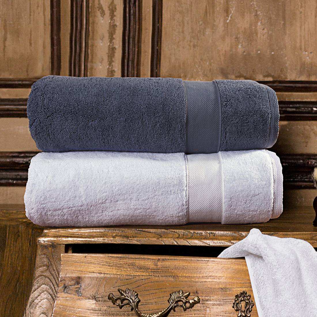 полотенца комплект из 2 aisha home. полотенце махровое дуэт 50*90cm, 30% бамбук + 70% хлопок, розовое. матерчатое полотенце. комплект махровых жаккардовых полотенец 50х80, 70х130 480 гр/м2 в упаковке. полотенце 600 г/м2.