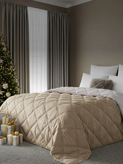 Покрывала и шторы